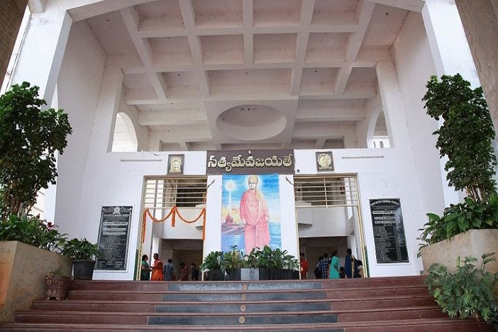 https://cache.careers360.mobi/media/colleges/social-media/media-gallery/2636/2019/3/20/Inner View Of Visakha Institute of Engineering and Technology Visakhapatnam_Campus-View.JPG